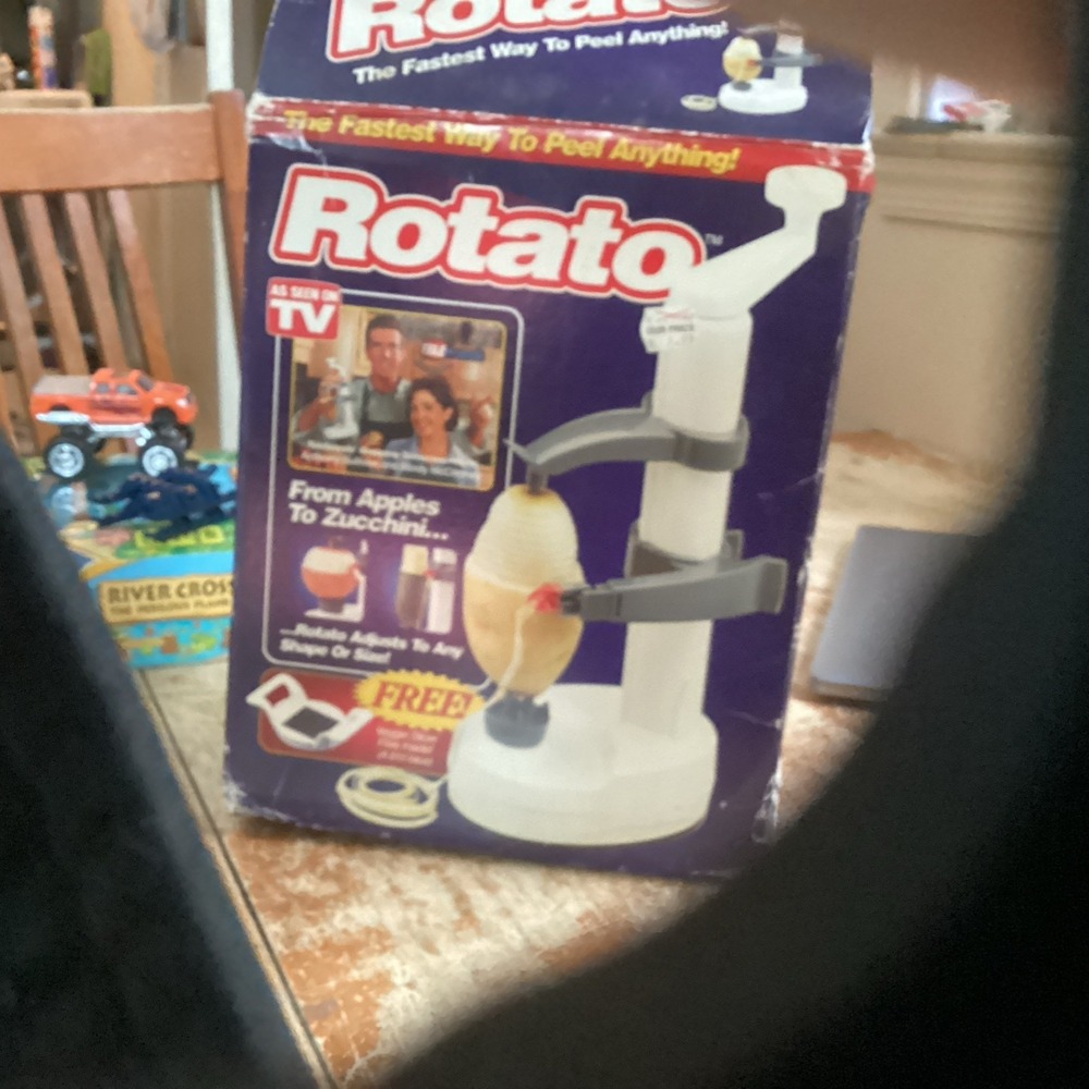 ROTATO "AS SEEN ON TV" Potato Apple Vegetable Zucchini Fruit Peeler in Box